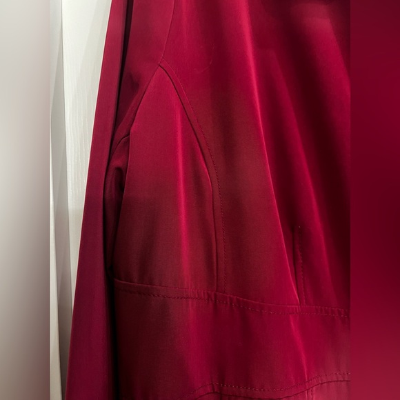 Merona, Single Breasted Water Repellent-Wine/Burgundy-Trench Rain Coat. - Picture 11 of 15